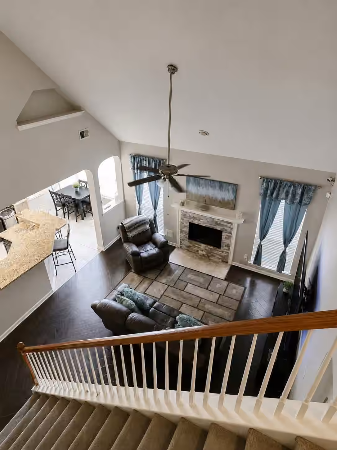 Photo 6 of 16542 Oat Mill Drive, Houston, TX