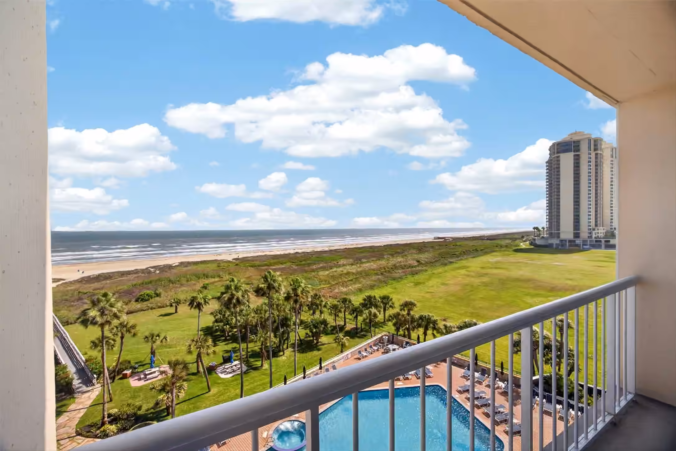 Photo 4 of 1401 E Beach Drive 510, Galveston, TX