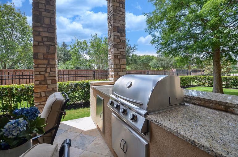 Photo 3 of 1102 Oyster Bank Circle, Sugar Land, TX