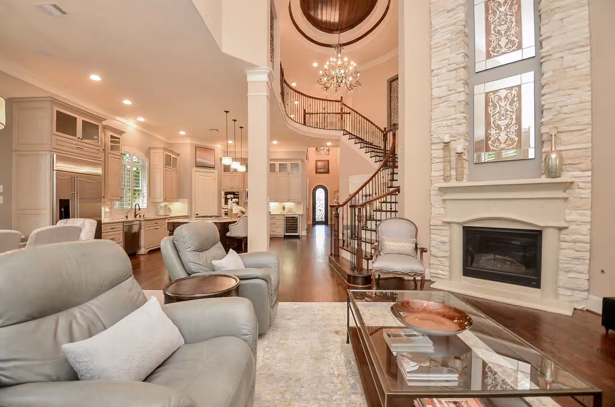 Photo 5 of 1102 Oyster Bank Circle, Sugar Land, TX