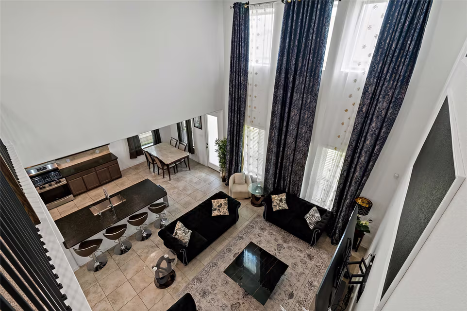 Photo 5 of 14010 Hartford Heights Way, Rosharon, TX