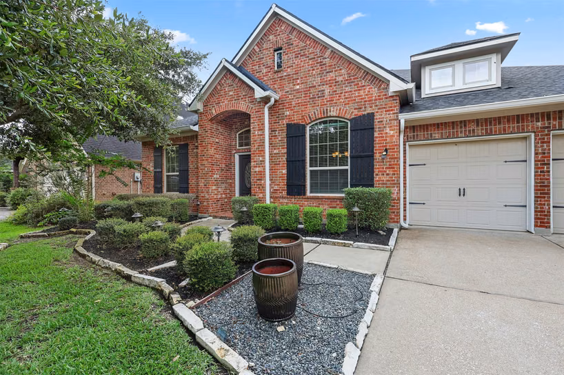 Photo 3 of 2902 Red Maple Drive, Katy, TX