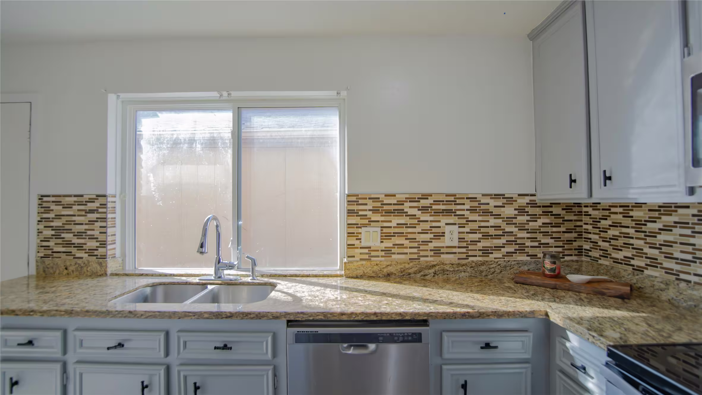 Photo 3 of 10662 Bexley Drive, Houston, TX