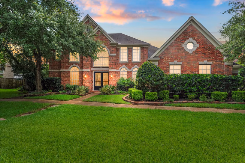 Photo 2 of 9227 N Fitzgerald Way, Missouri City, TX