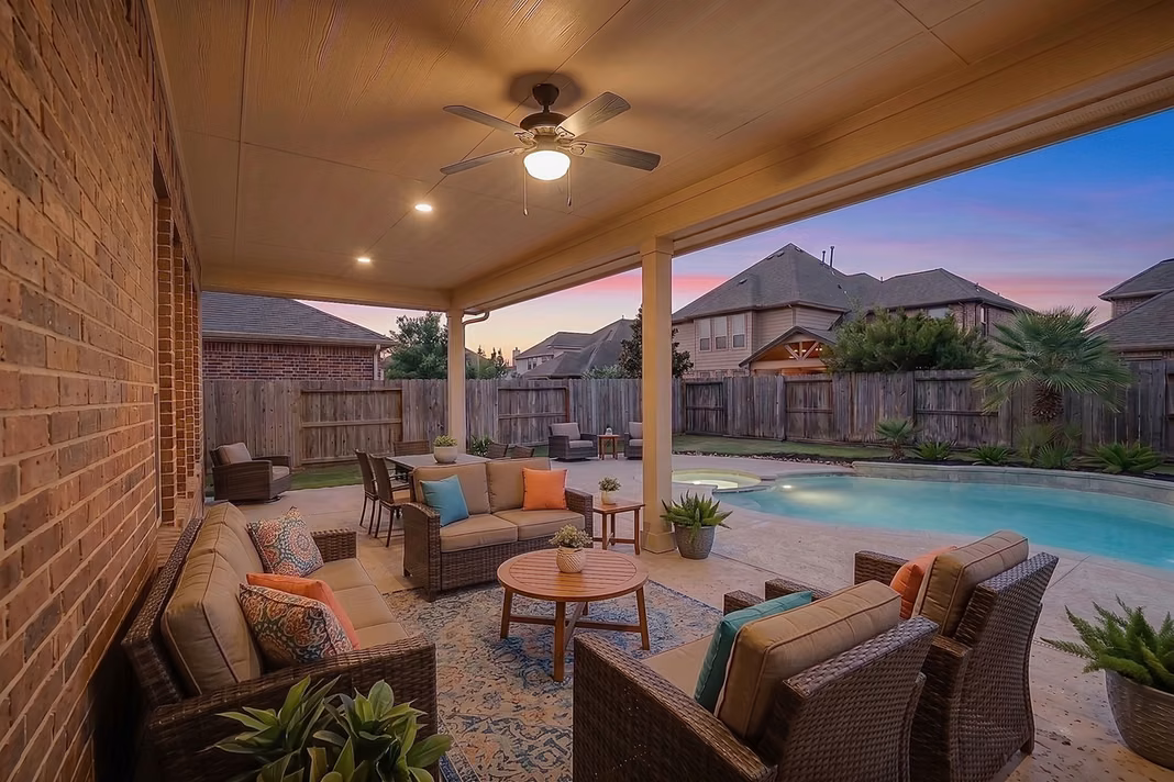 Photo 4 of 27418 Windcrest Key Lane, Fulshear, TX