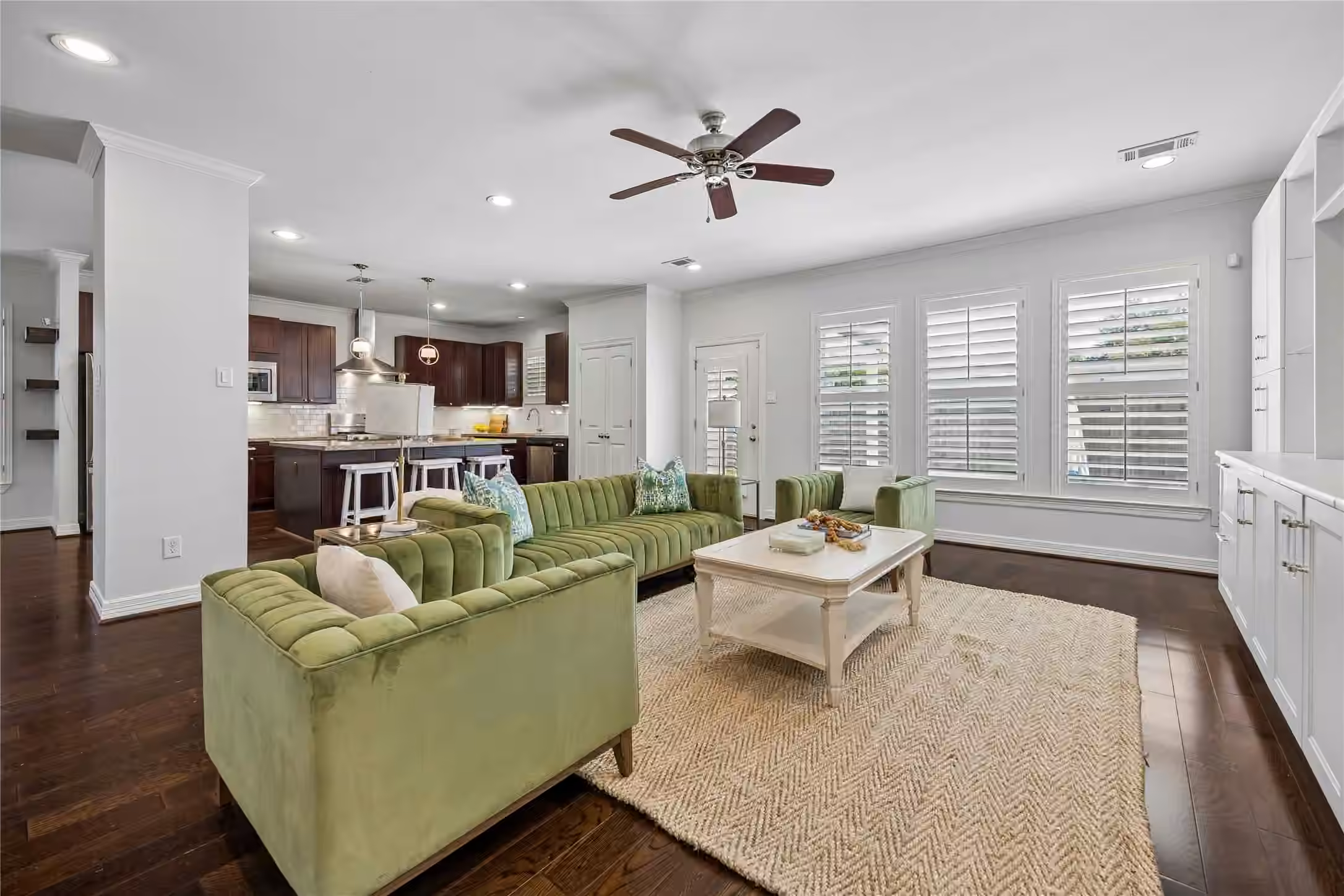 Photo 2 of 5121 Libbey Lane, Houston, TX