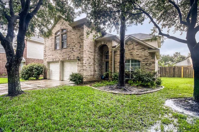 Photo of 16606 Greenbriar Point Lane, Houston, TX