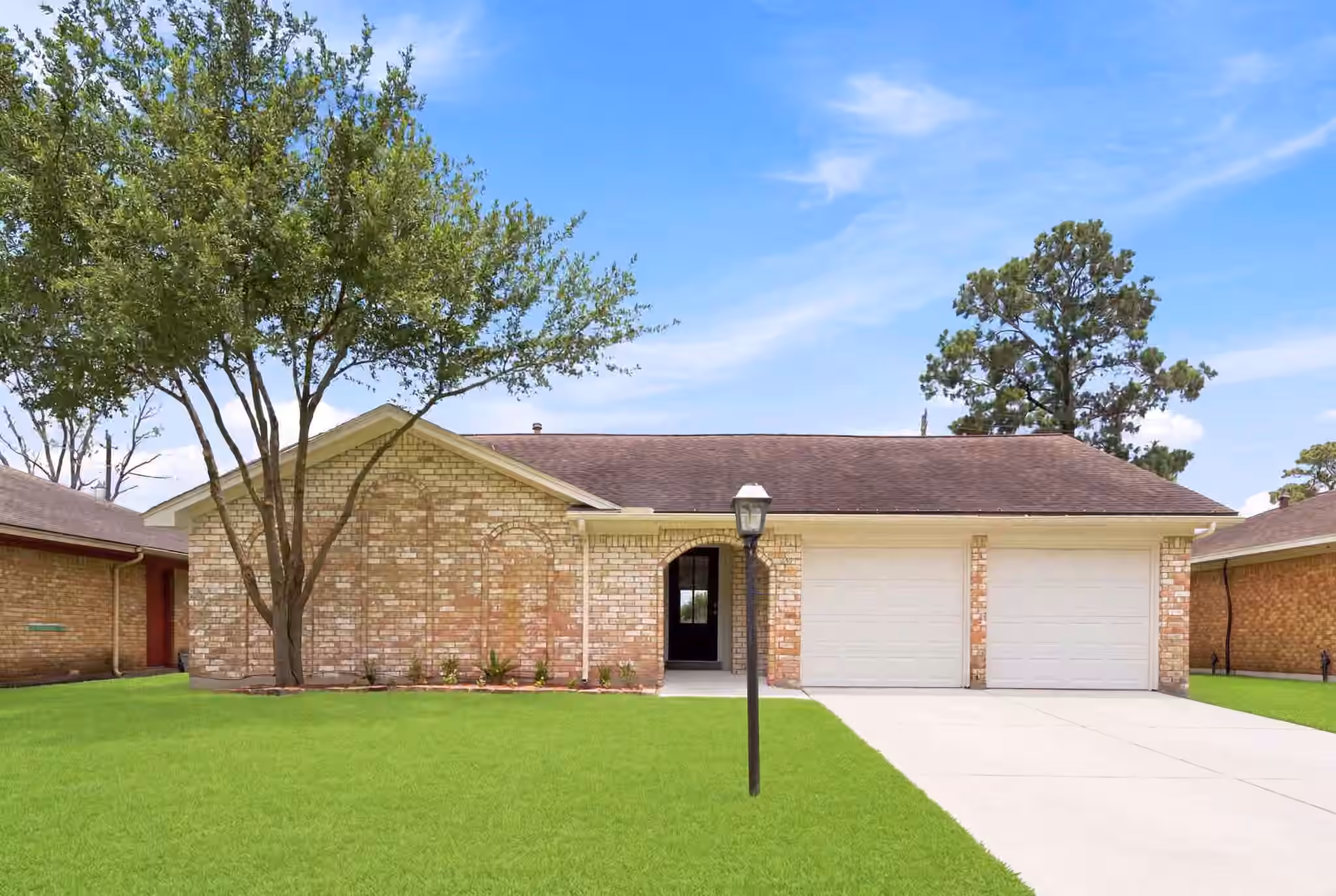 Photo of 659 Grand Oaks Drive, Houston, TX