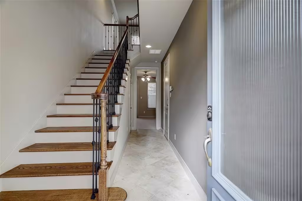 Photo 2 of 3142 Pemberton Walk, Houston, TX