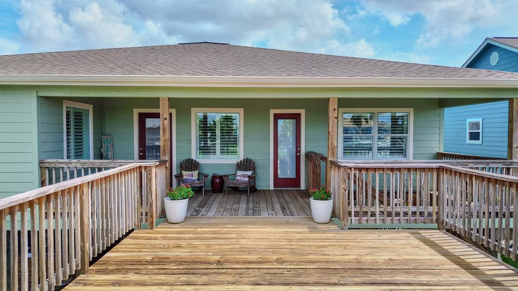 Photo 7 of 122 Four Master Road Road, Freeport, TX