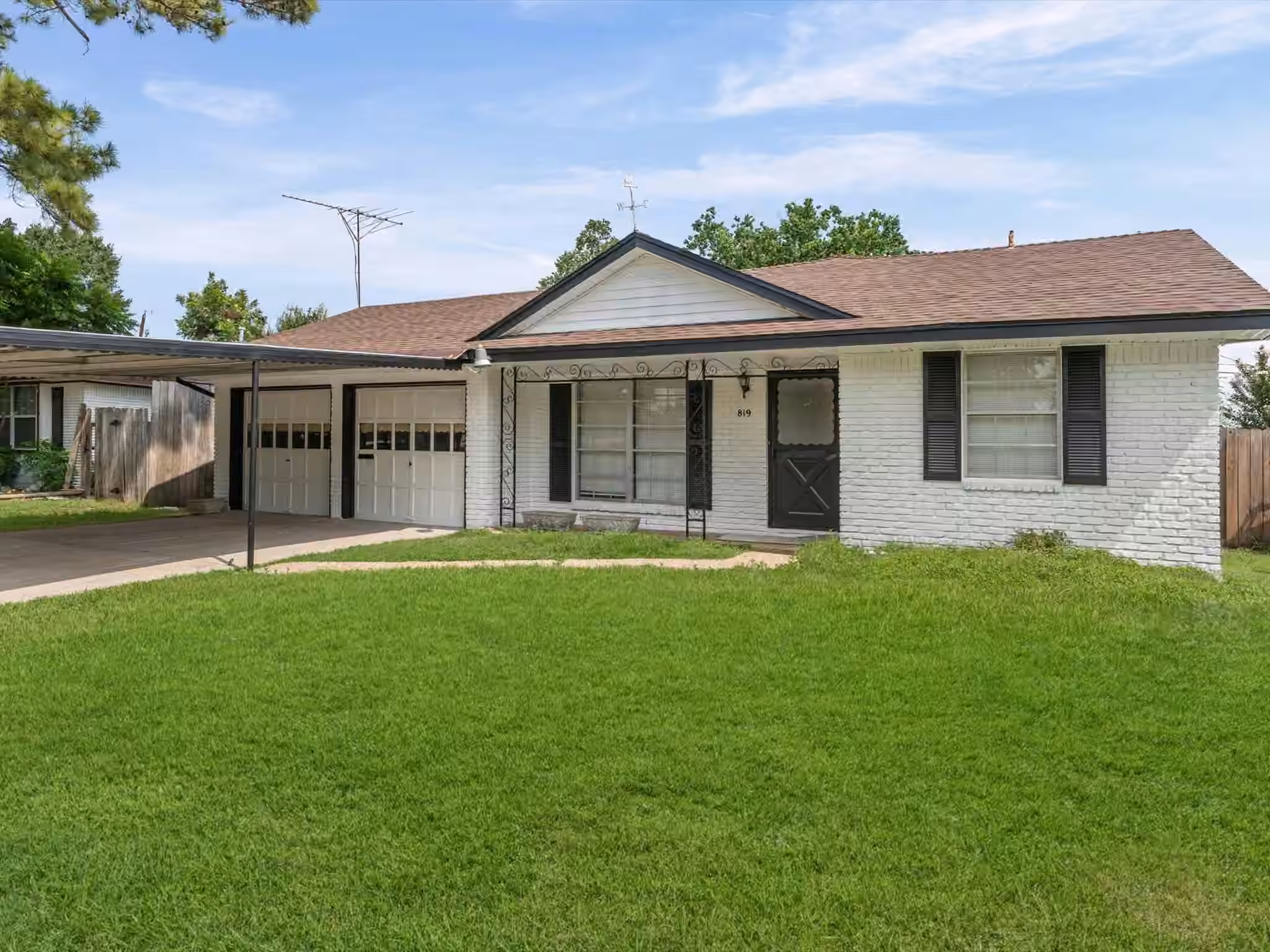 Photo 2 of 819 Gilpin Street, Houston, TX