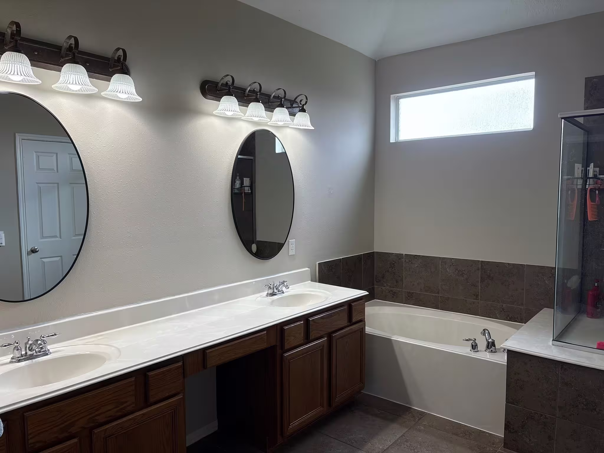 Photo 6 of 3332 Masters Point Drive, Houston, TX