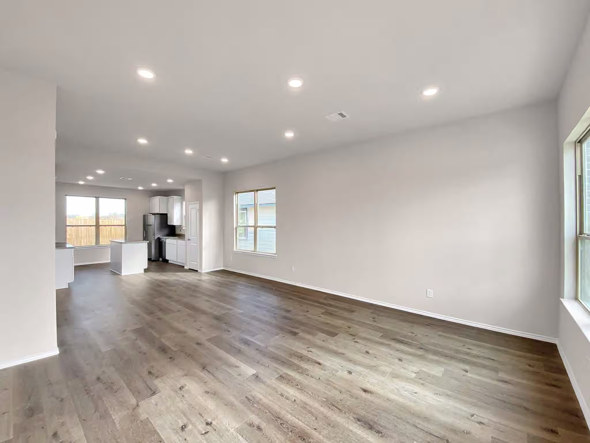 Photo 5 of 13071 Clearview Drive, Willis, TX