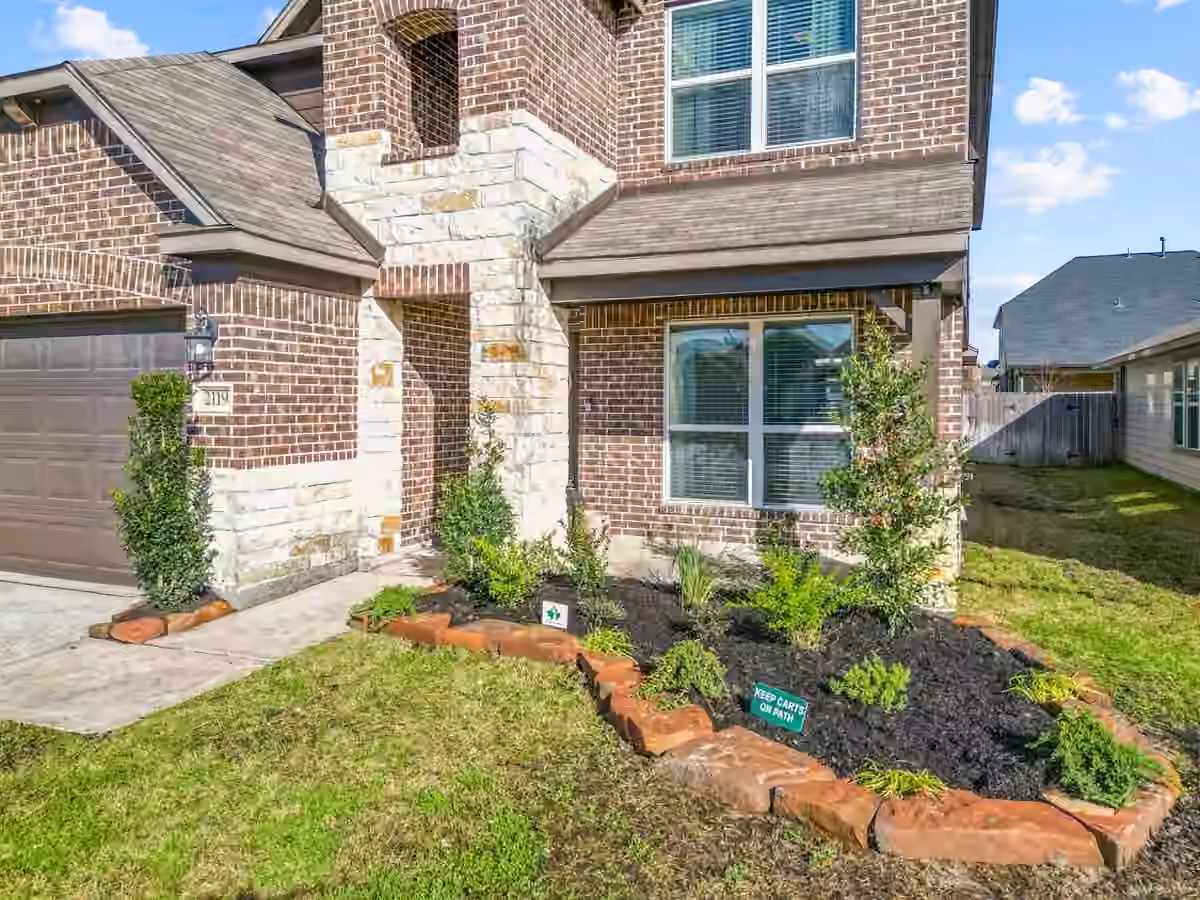Photo 2 of 2119 Pacific Loon Lane, Conroe, TX