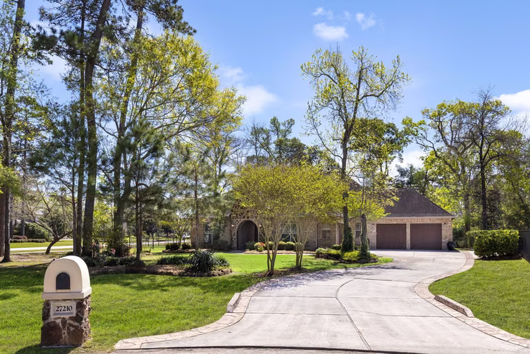 Photo 3 of 27210 Cass Court, Spring, TX