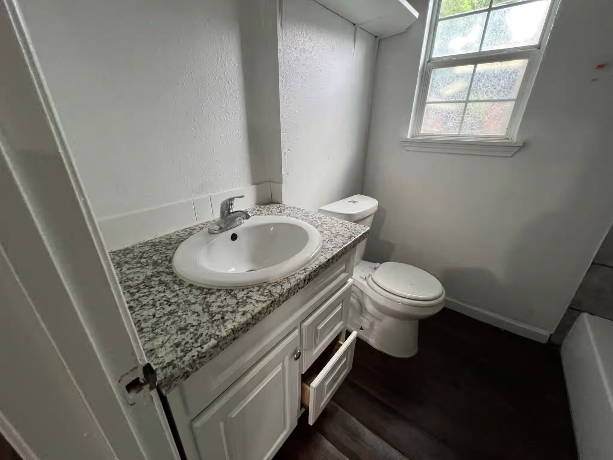 Photo 6 of 2117 Russell Street, Houston, TX