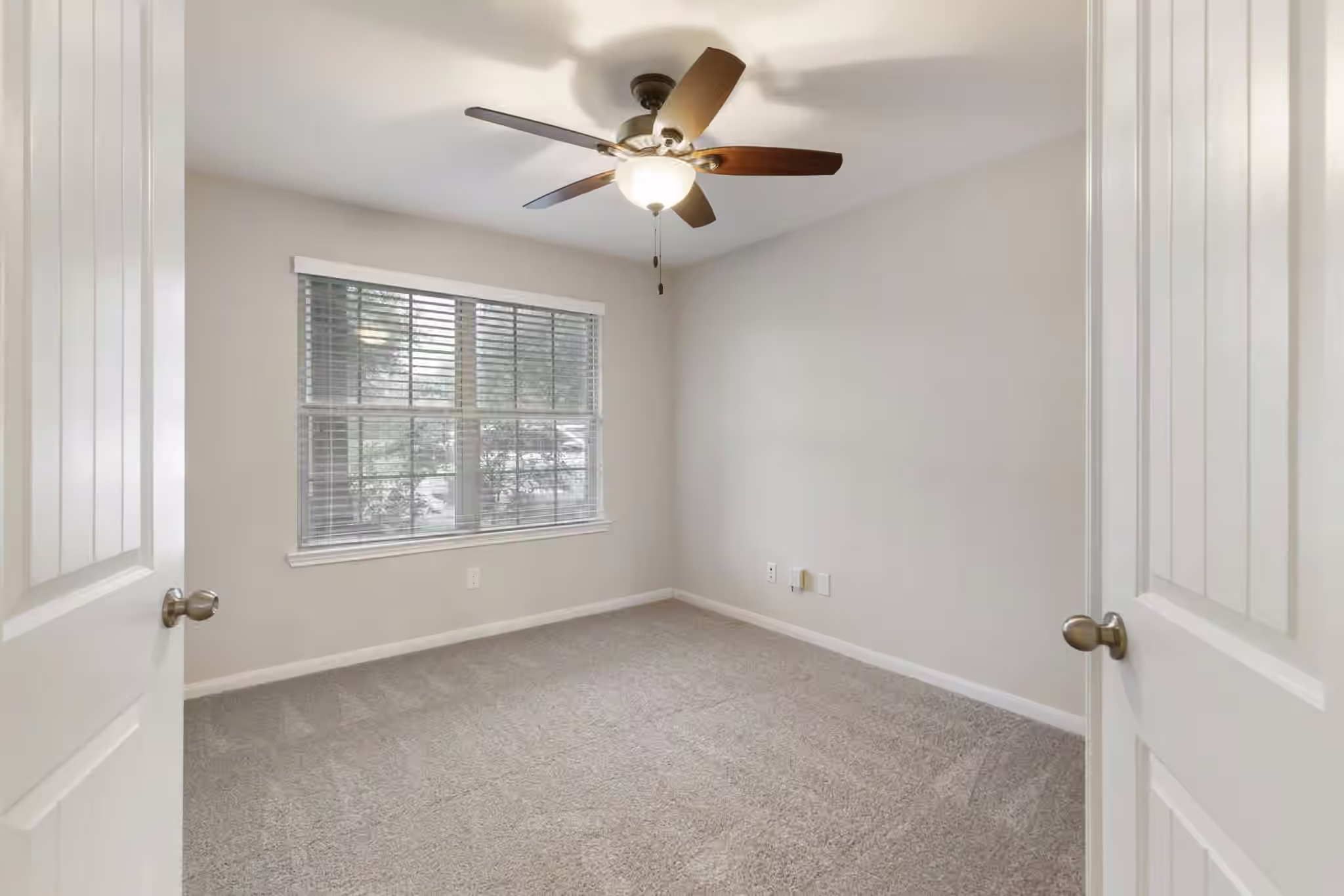 Photo 6 of 7130 Edwanna Lane, Spring, TX