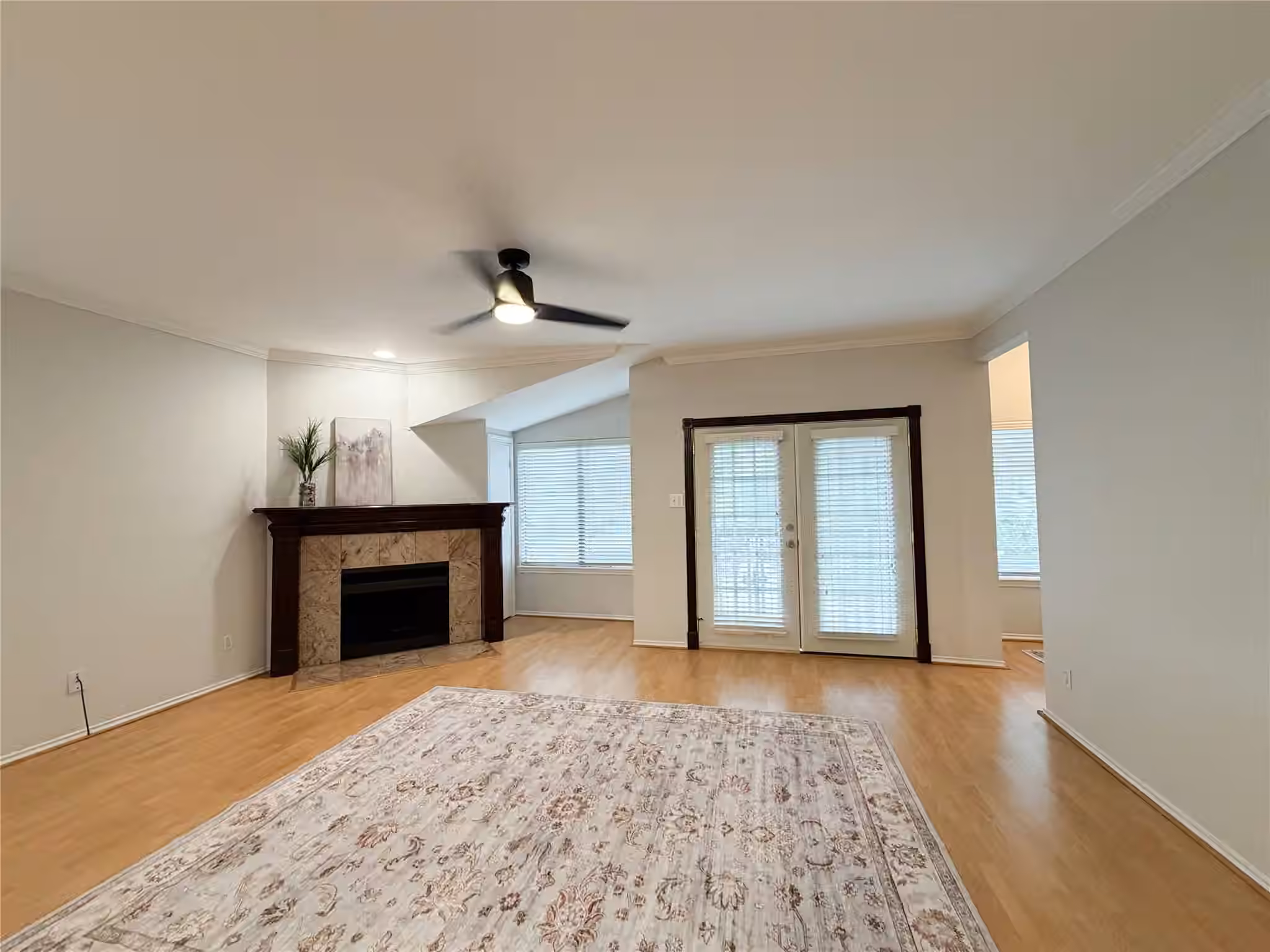 Photo 4 of 2023 Gentryside Drive 506, Houston, TX