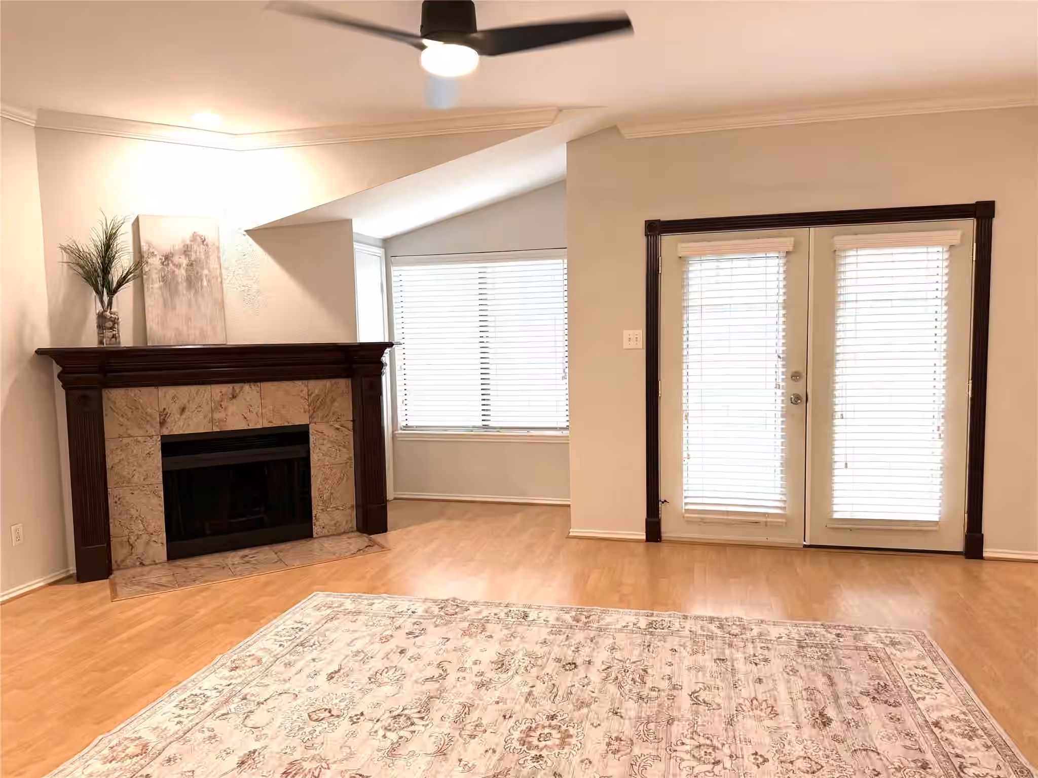 Photo 5 of 2023 Gentryside Drive 506, Houston, TX