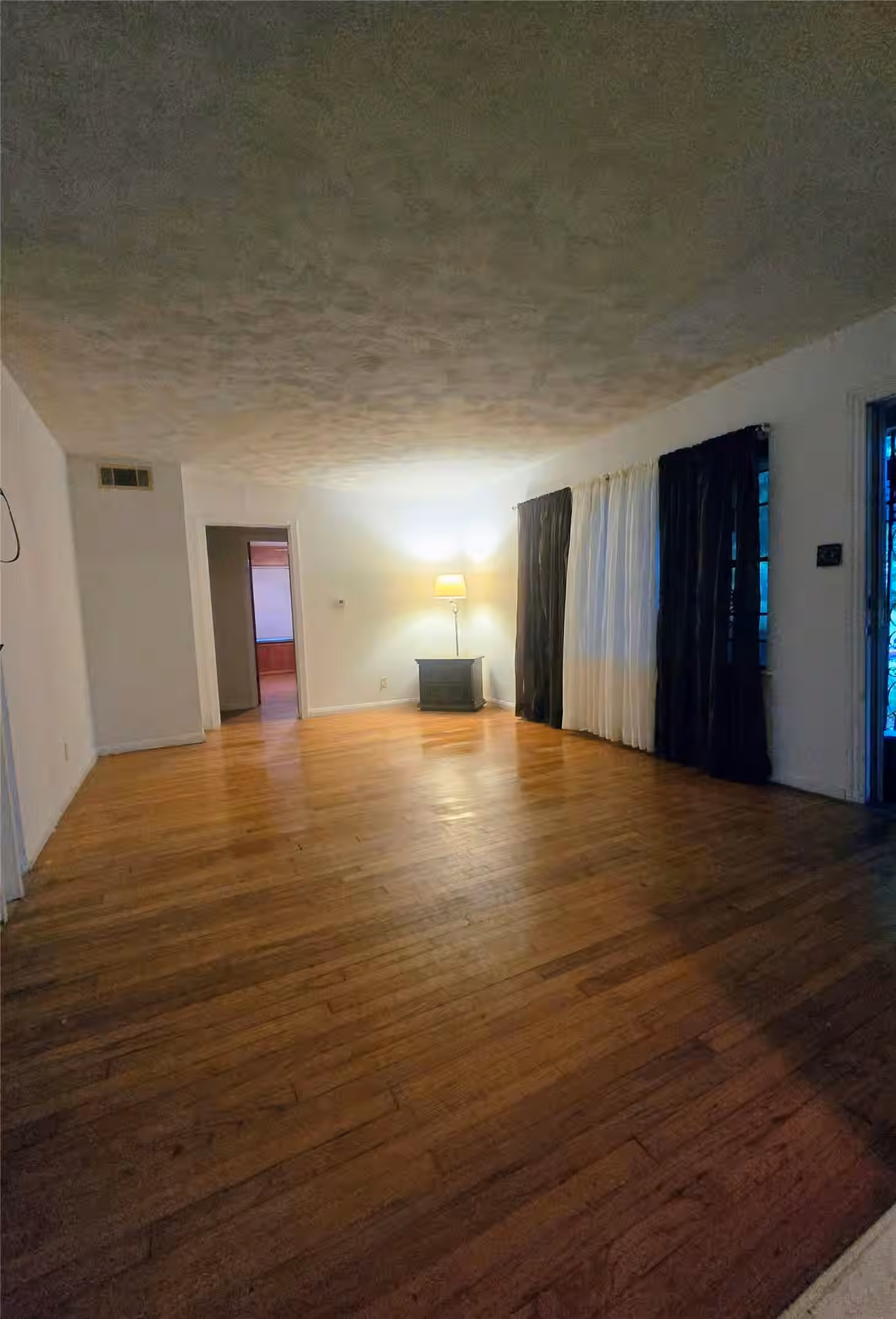 Photo 5 of 5659 Westover Street, Houston, TX