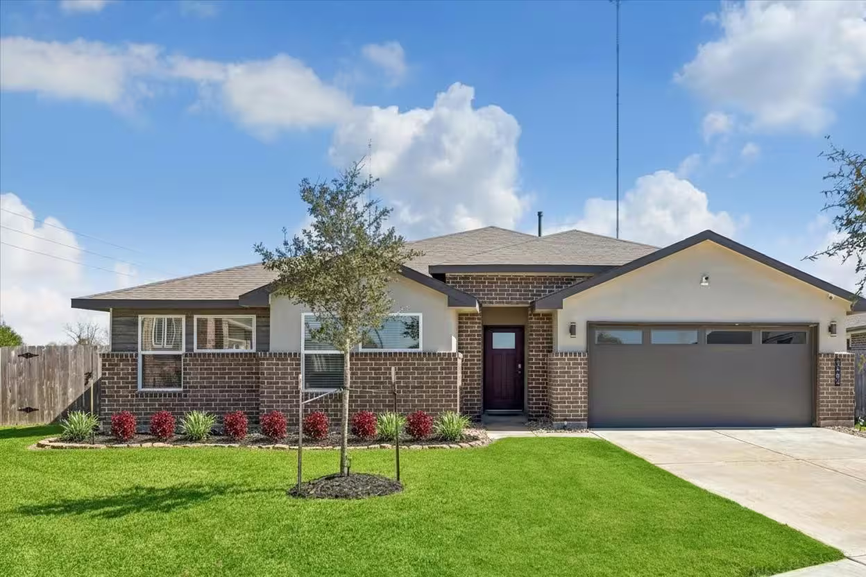 Photo of 3403 Lake Landing Lane, Missouri City, TX