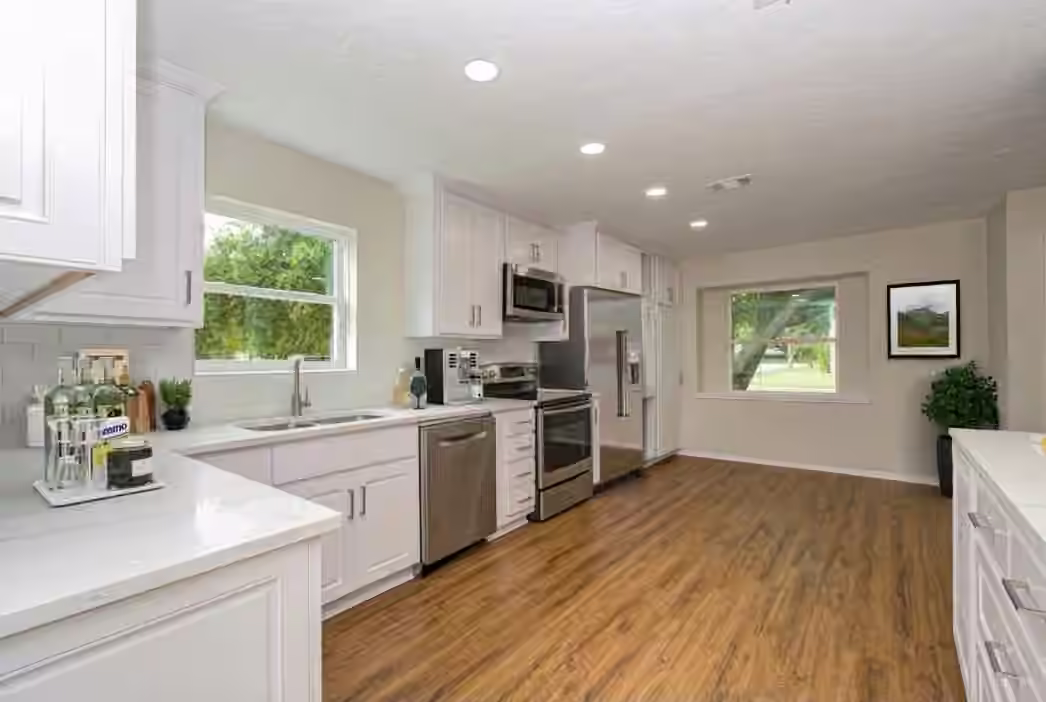 Photo 6 of 2227 Cherry Bend Dr, Houston, TX