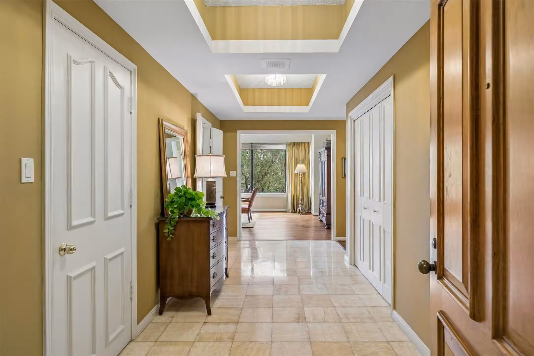 Photo 2 of 101 Westcott Street 305, Houston, TX