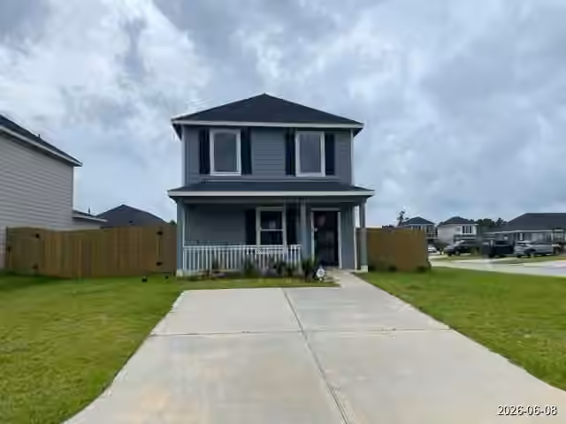 Photo 2 of 16404 Valerie Marie Place, Conroe, TX
