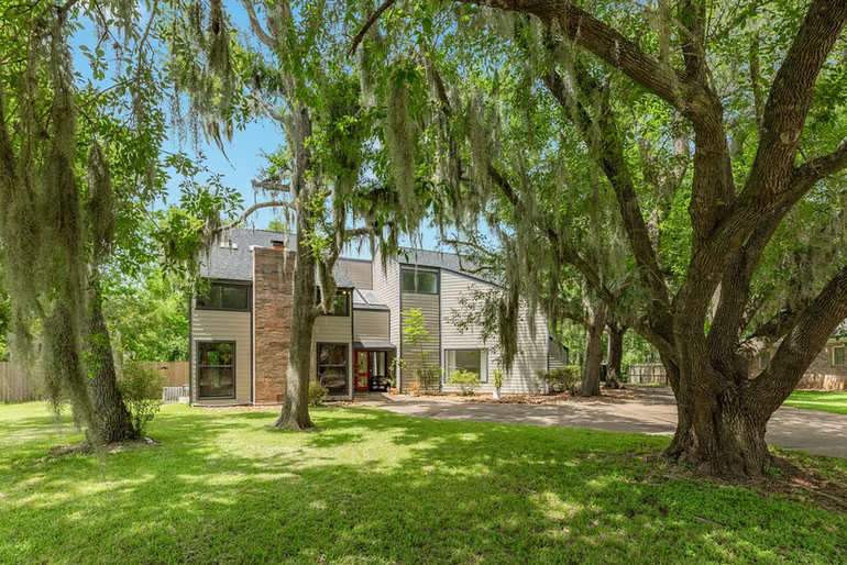 Photo 4 of 121 Catalpa Street, Lake Jackson, TX