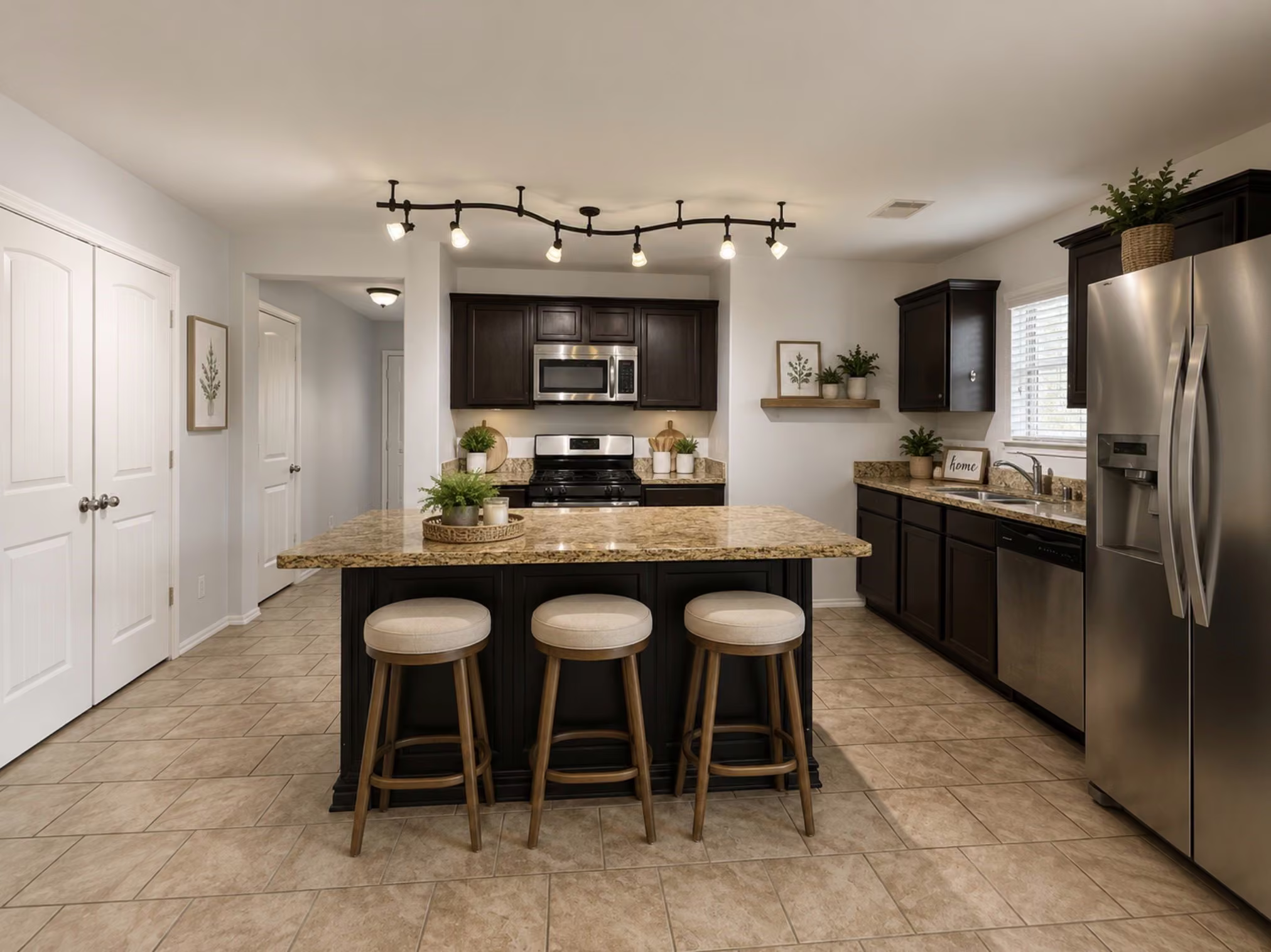 Photo 2 of 7207 Alava Drive, Magnolia, TX