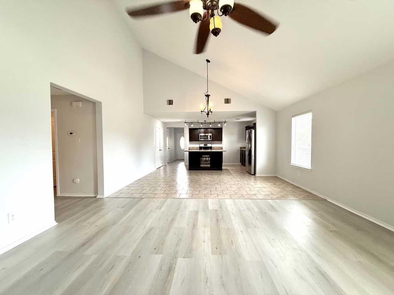 Photo 4 of 7207 Alava Drive, Magnolia, TX
