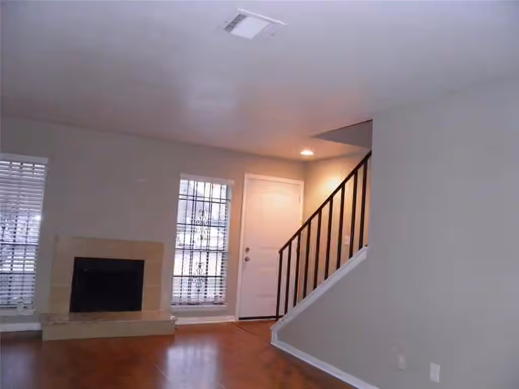 Photo 7 of 9901 Sharpcrest Street D1, Houston, TX