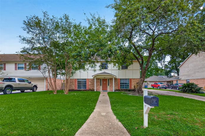 Photo 3 of 5703 Green Timbers Drive, Humble, TX