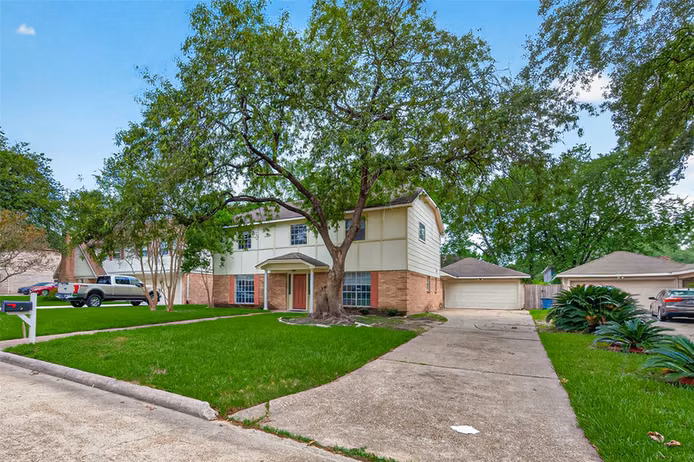 Photo 4 of 5703 Green Timbers Drive, Humble, TX