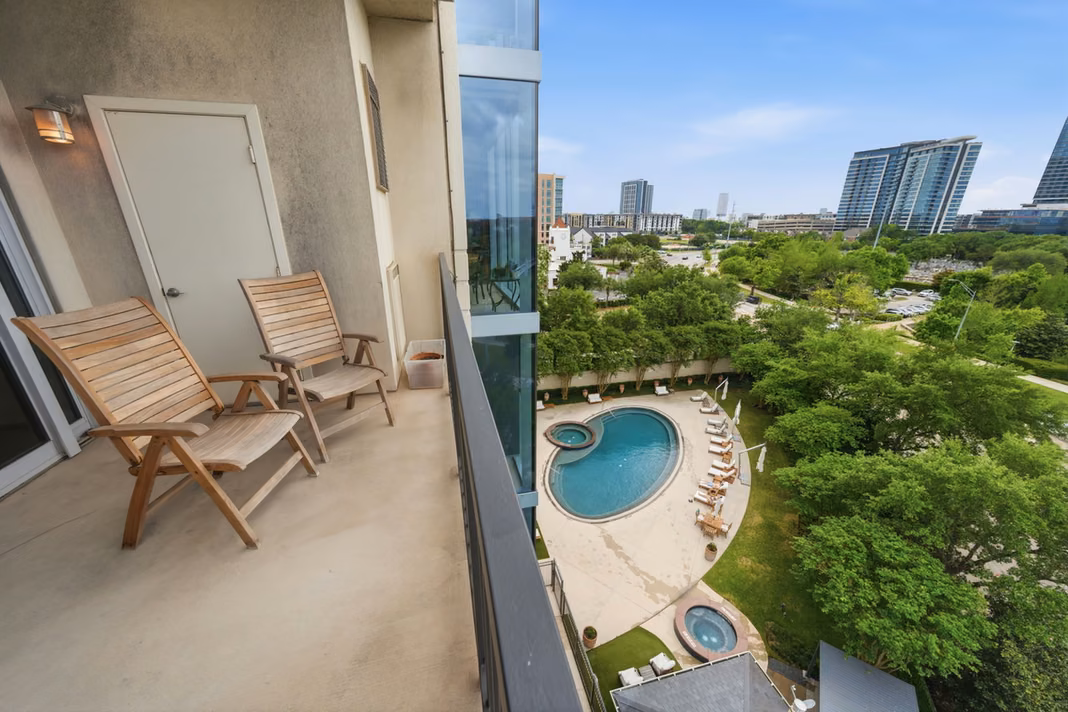 Photo 3 of 3333 Allen Parkway 709, Houston, TX
