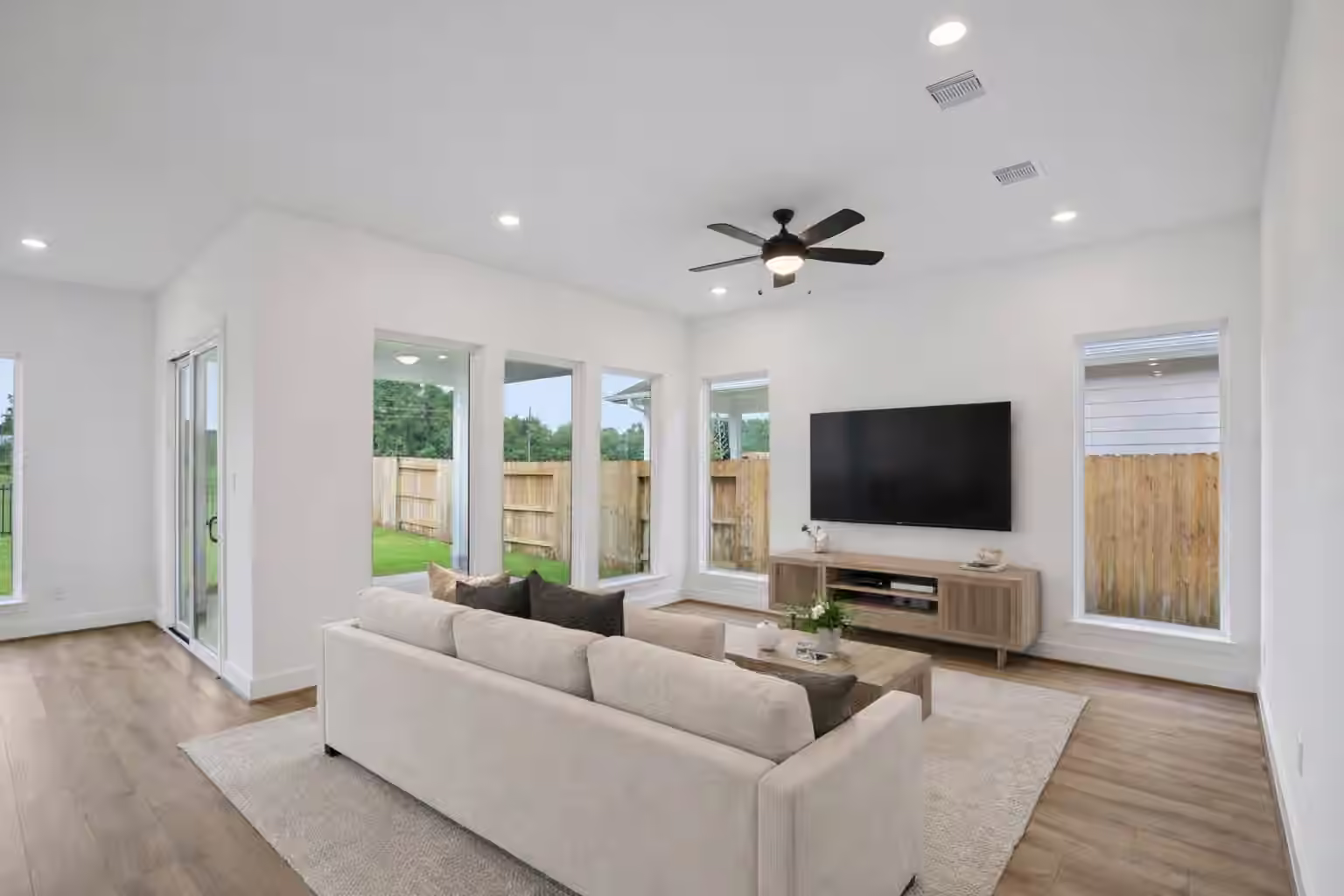 Photo 4 of 23515 Steely Thicket Trail, Tomball, TX