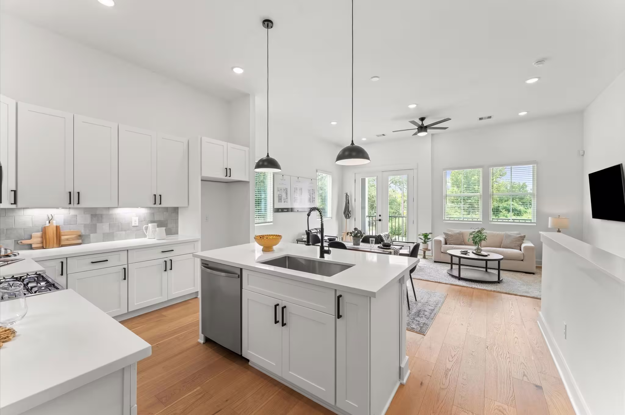 Photo 6 of 1008 Tuskegee Heights Lane, Houston, TX