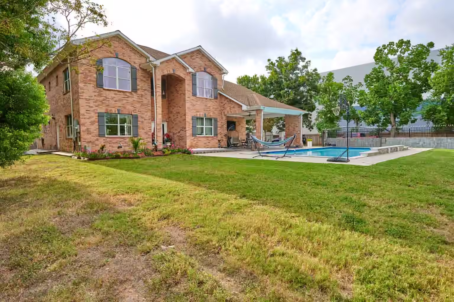 Photo of 5359 Allen Genoa Road, Houston, TX 77034
