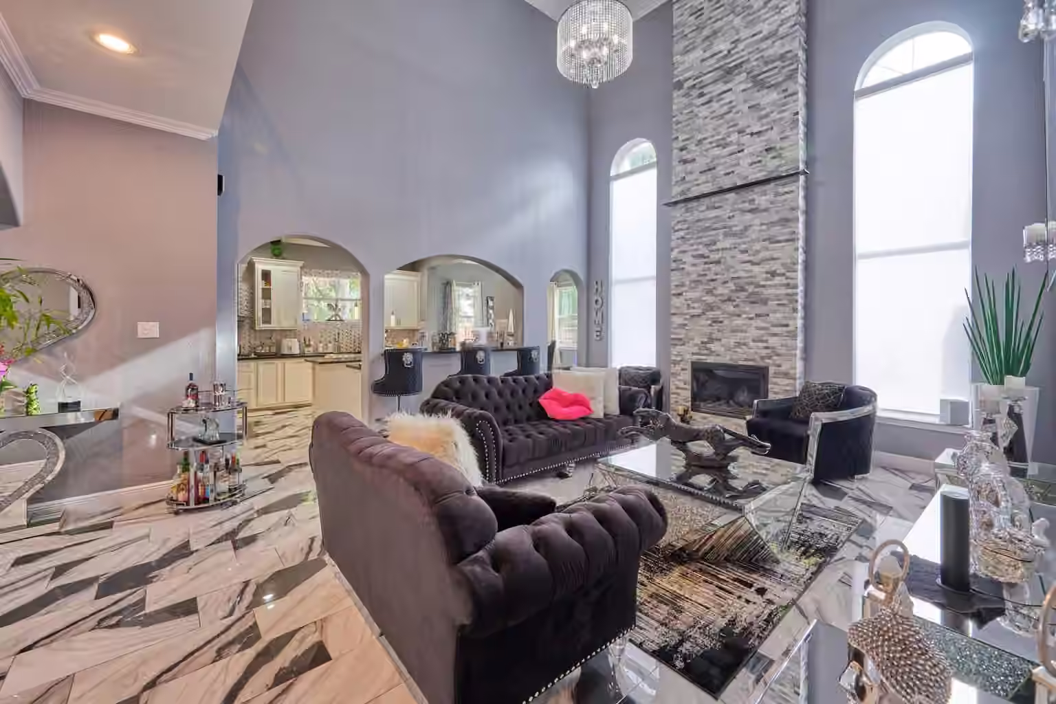 Photo 4 of 5359 Allen Genoa Road, Houston, TX
