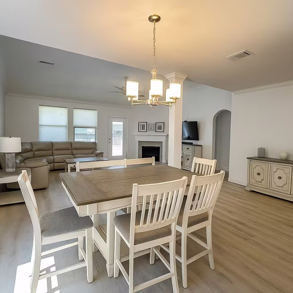 Photo 6 of 1905 Emerald Breeze Court, Pearland, TX