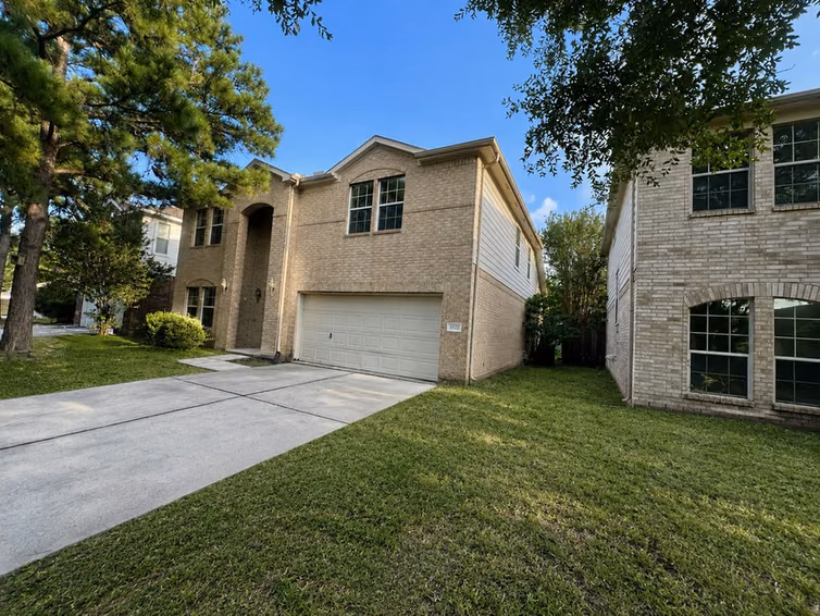 Photo 3 of 3522 Cactus Creek Drive, Spring, TX