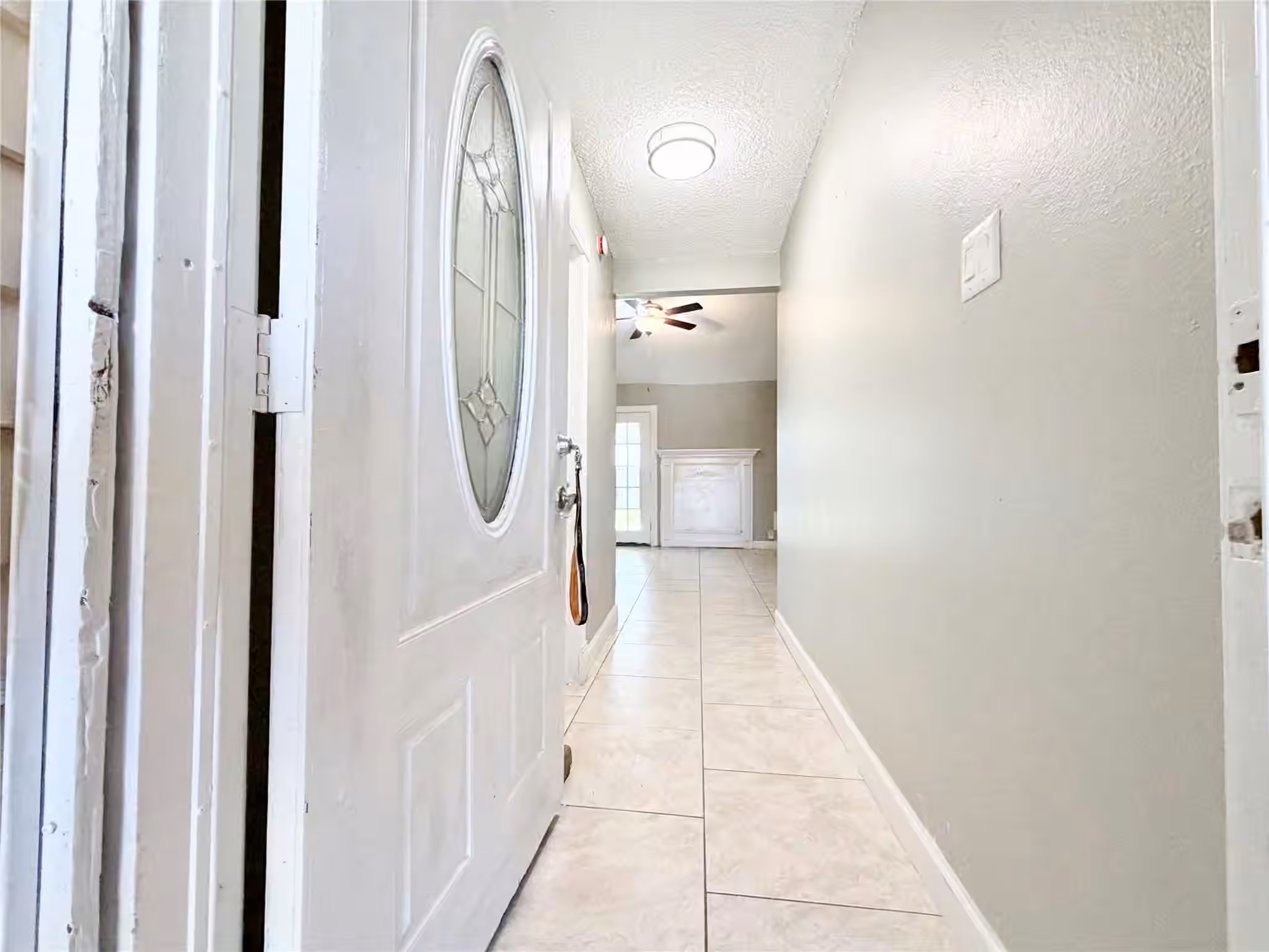 Photo 4 of 527 Slumberwood Dr, Houston, TX