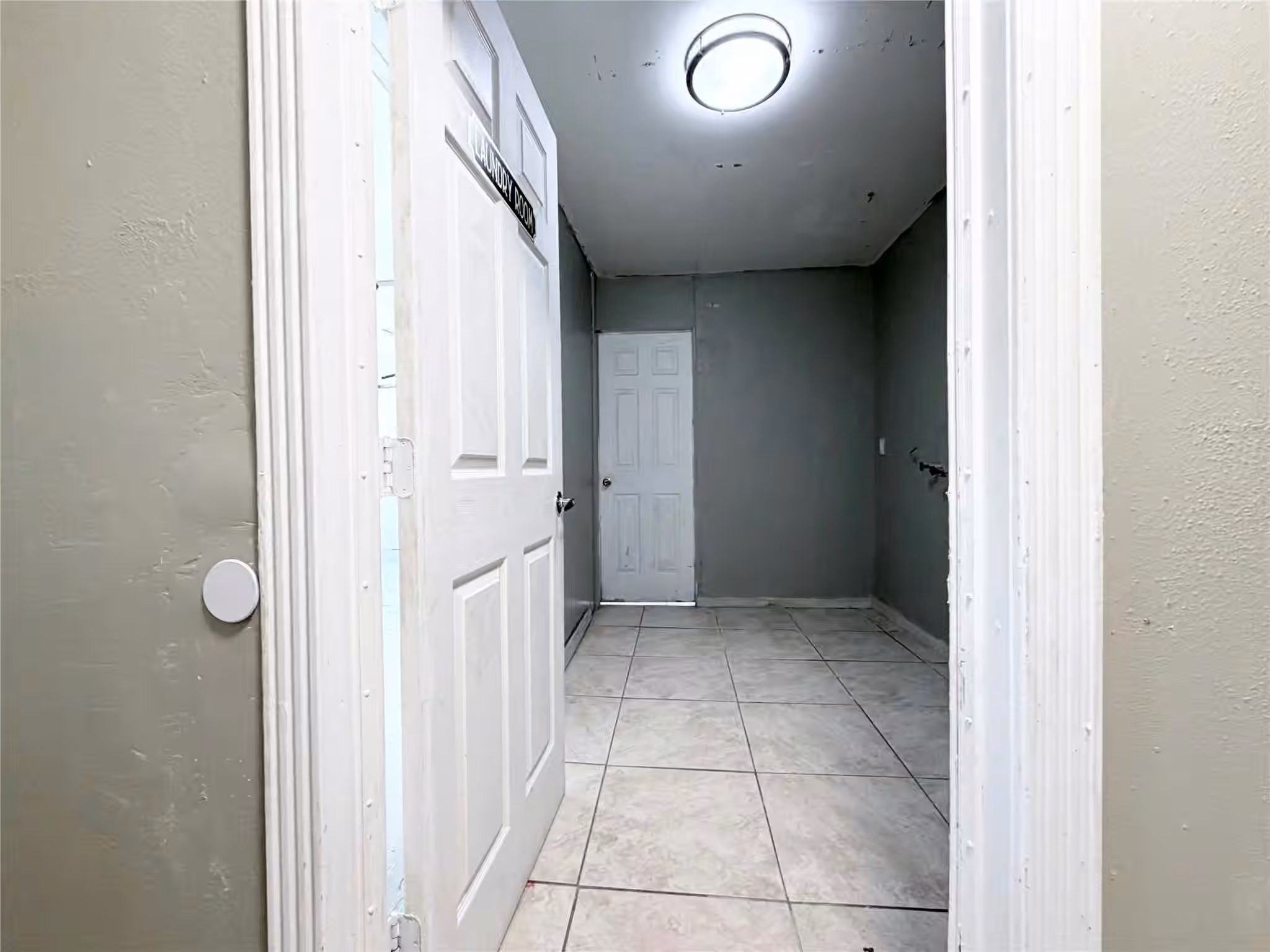 Photo 5 of 527 Slumberwood Dr, Houston, TX