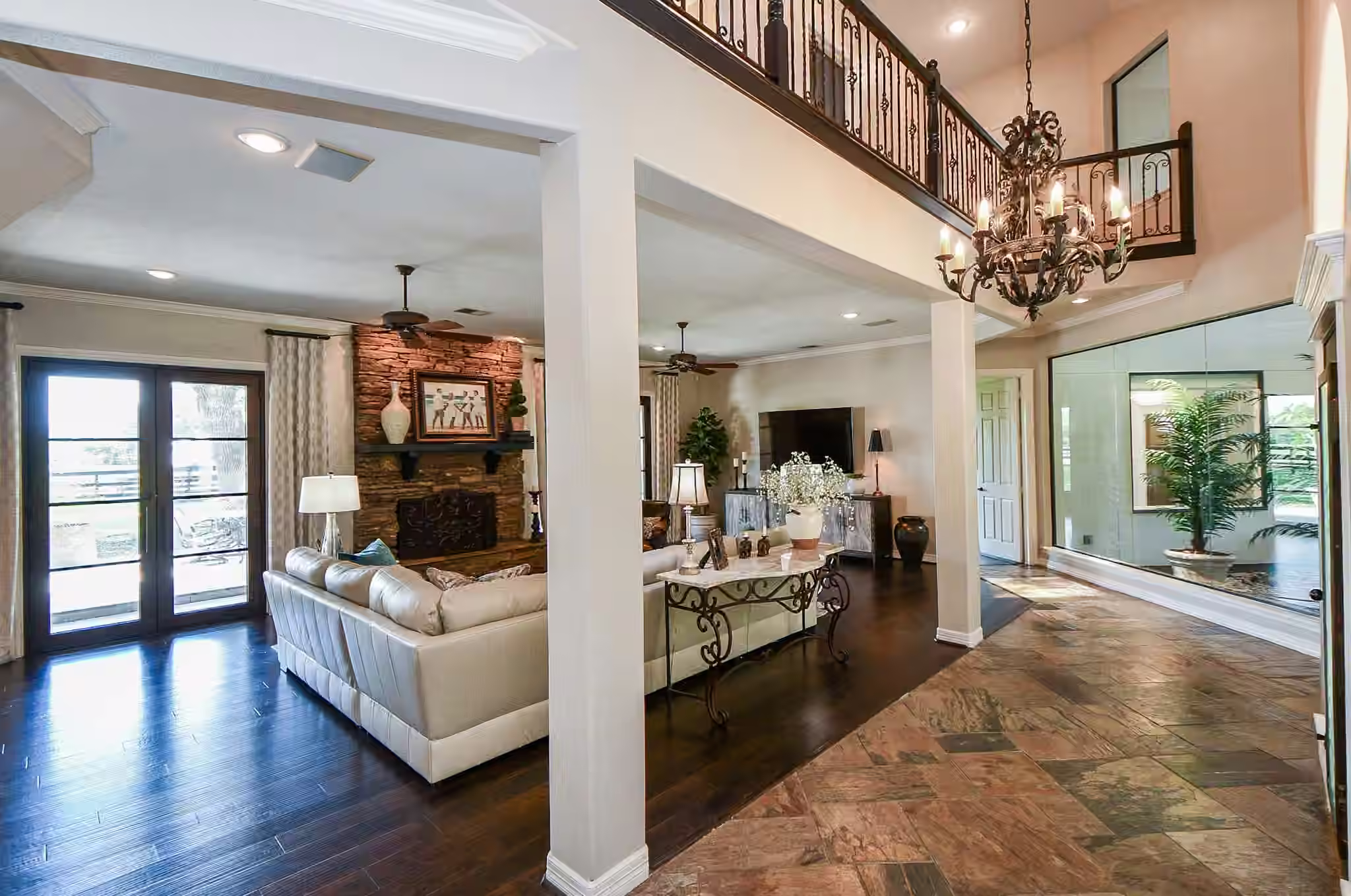 Photo 5 of 17514 Queenslake Drive, Cypress, TX