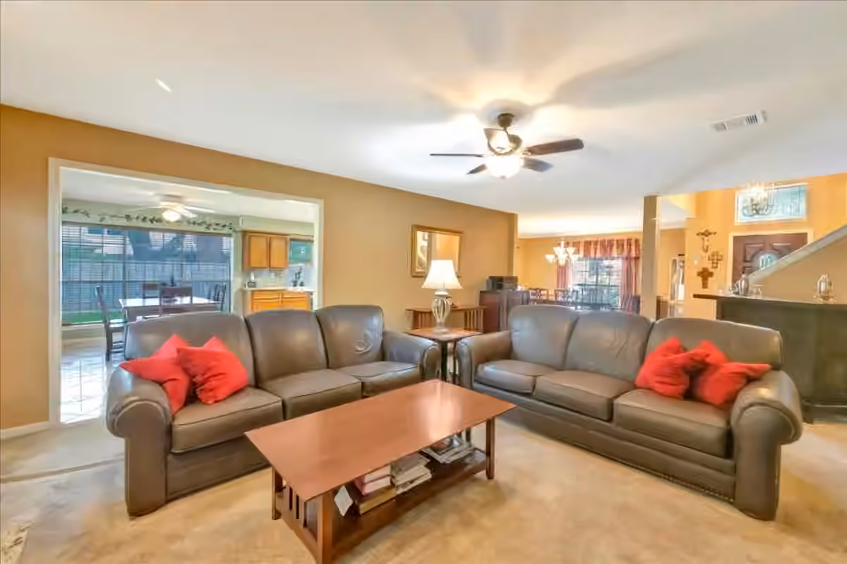 Photo 6 of 2031 Hillside Oak Lane, Houston, TX