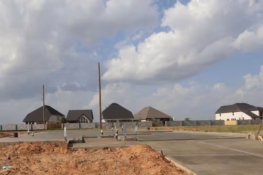 Photo 5 of 7743 Blue Heron Drive, Richmond, TX