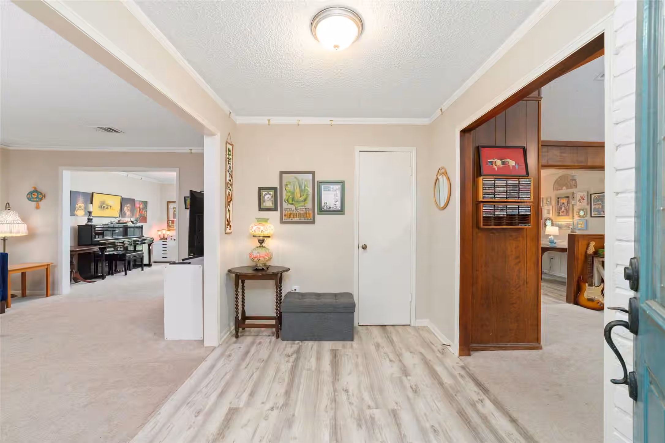 Photo 7 of 5930 Old Lodge Drive, Houston, TX