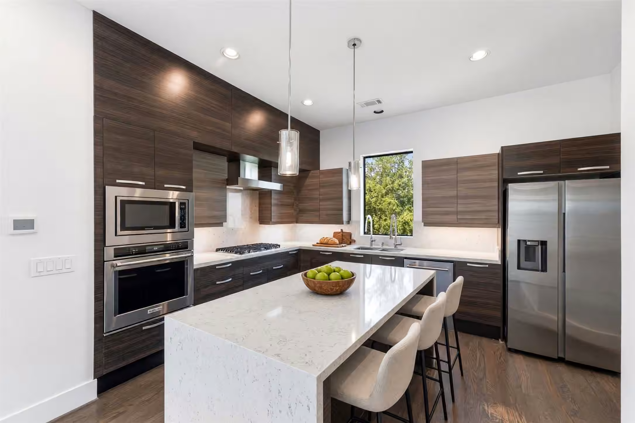 Photo 4 of 1715 Wentworth Street, Houston, TX