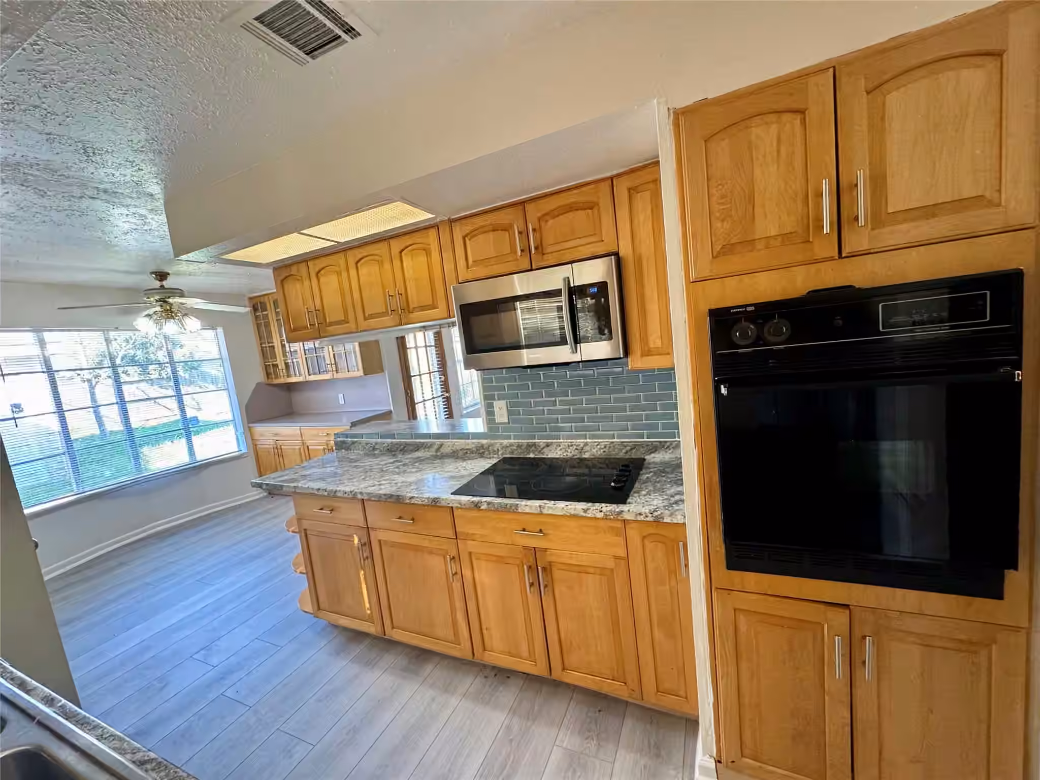 Photo 4 of 11402 Concho Street, Houston, TX