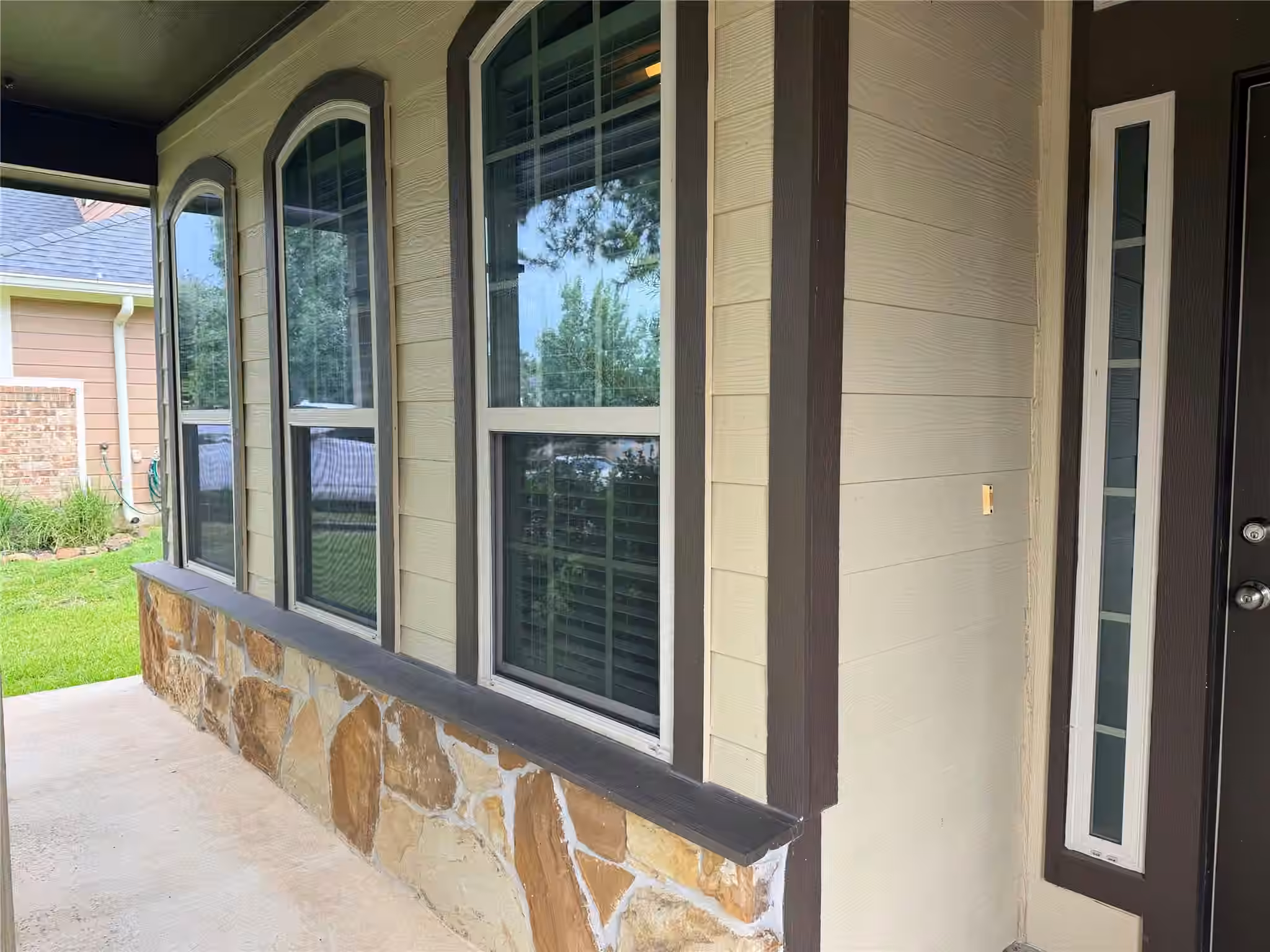Photo 5 of 2511 Amy Lee Drive, Conroe, TX
